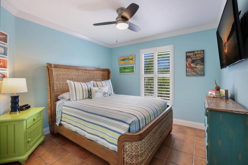 Meant to Be - 1 Block to Beach! North End! Pool & SpaLoaded Game Room by Anna Maria Life - image 32