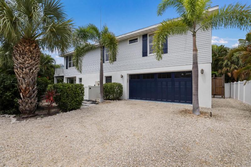 Meant to Be - 1 Block to Beach! North End! Pool & SpaLoaded Game Room by Anna Maria Life - image 10