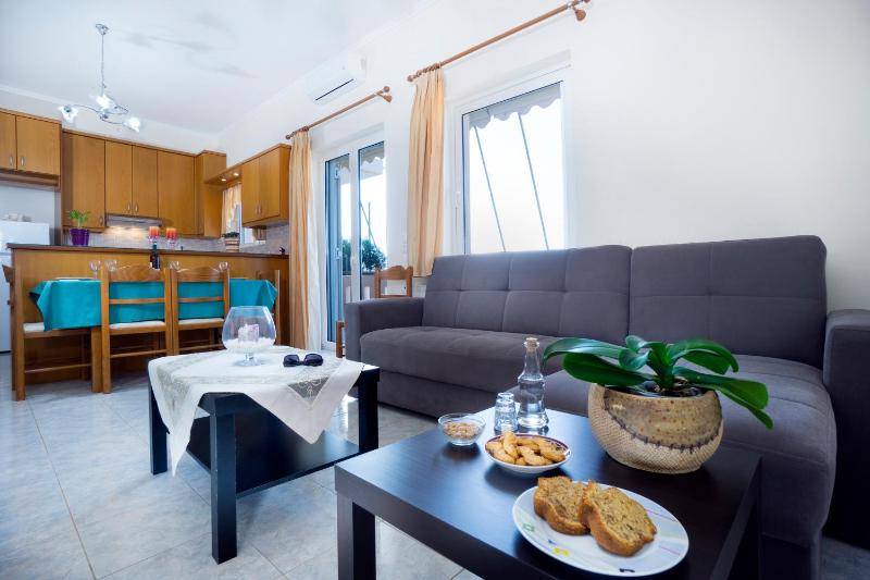 Deluxe Apartment image 1