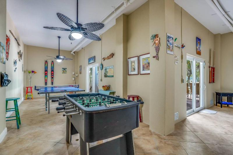 Oceanside Oasis - 50 Steps to Beach! Gulf Views! Pool Spa by Anna Maria Life Vacation Rentals - image 38