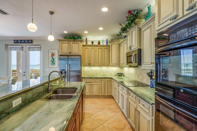Oceanside Oasis - 50 Steps to Beach! Gulf Views! Pool Spa by Anna Maria Life Vacation Rentals - image 33