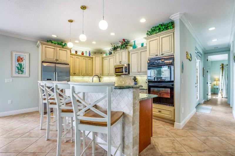 Oceanside Oasis - 50 Steps to Beach! Gulf Views! Pool Spa by Anna Maria Life Vacation Rentals - image 50