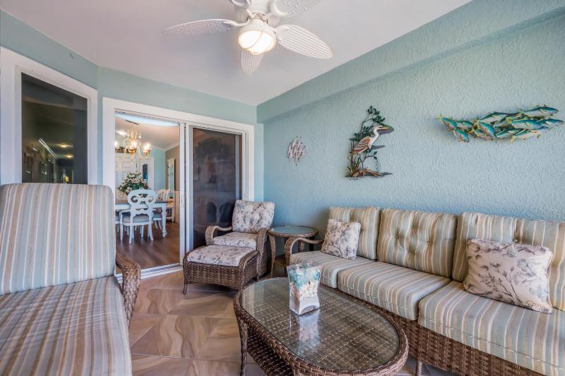 Palm Gables 112 - Gulf Front Condo Pool Beach Access by Anna Maria Life Vacation Rentals - image 7