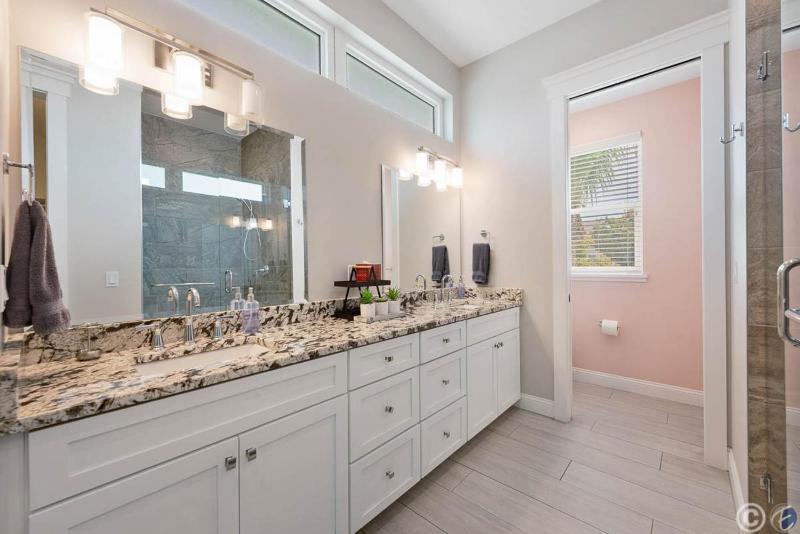 On Ocean Time - 5 Houses to Gulf Pool by Anna Maria Life Vacation Rentals - image 8
