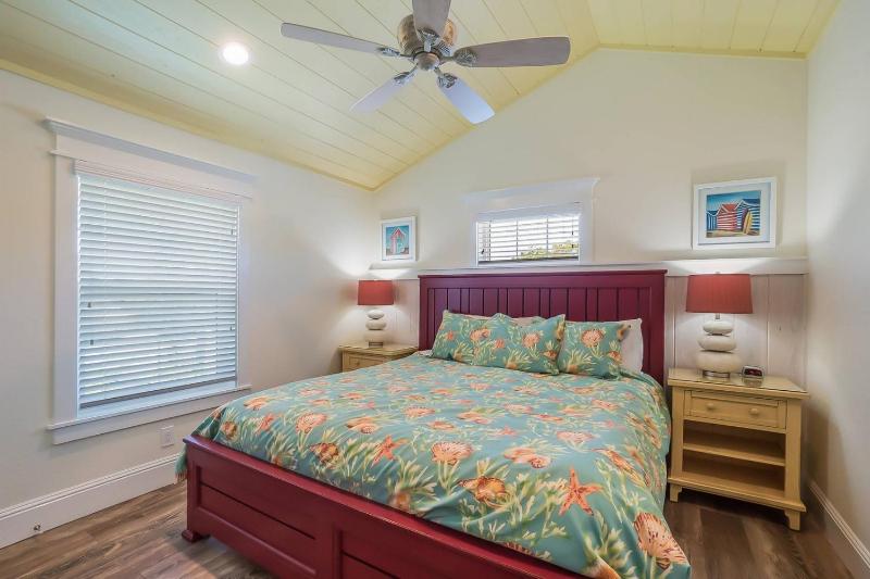 Pineapple Cay - Pool & Spa by Anna Maria Life Vacation Rentals - image 27