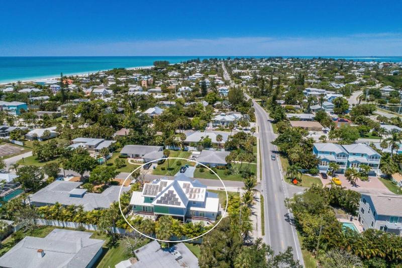 Pineapple Cay - Pool & Spa by Anna Maria Life Vacation Rentals - image 15