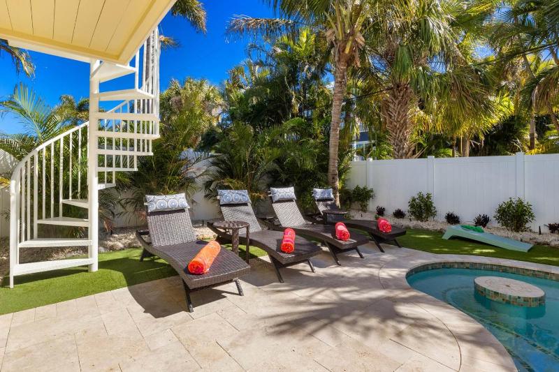 Octopus Cottage bay Anna Maria Life Vacation Rentals - image 48