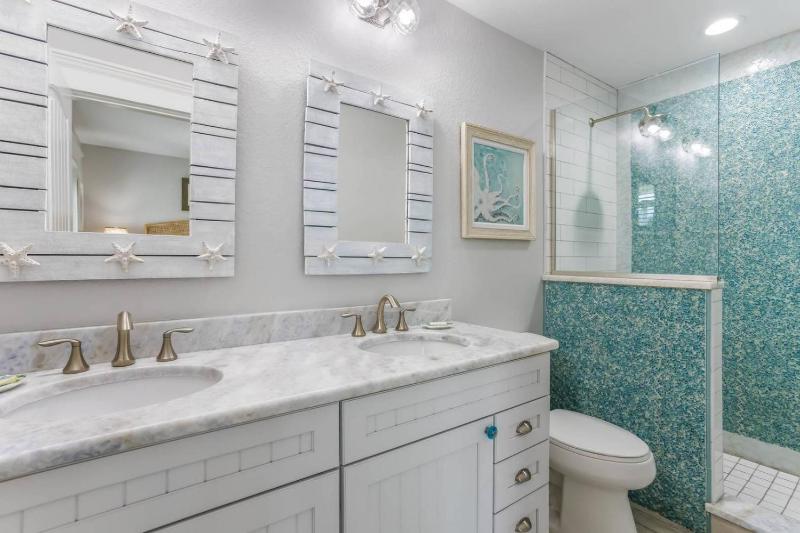 Octopus Cottage bay Anna Maria Life Vacation Rentals - image 21