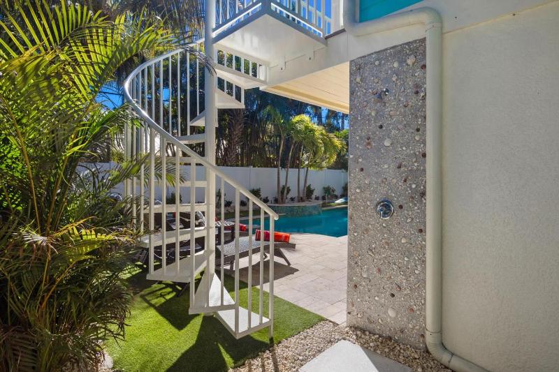 Octopus Cottage bay Anna Maria Life Vacation Rentals - image 23
