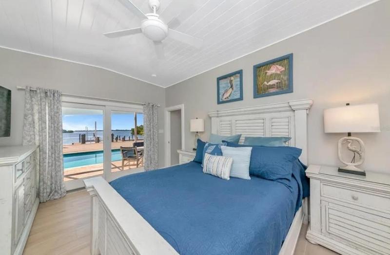 Salt & Soul - Bayfront Boat Dock Large Pool Spa by Anna Maria Life Vacation Rentals - image 32