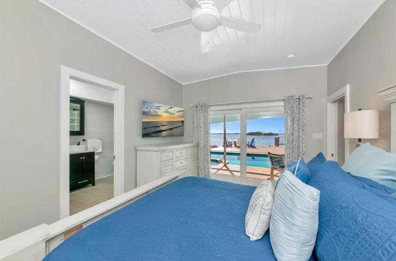 Salt & Soul - Bayfront Boat Dock Large Pool Spa by Anna Maria Life Vacation Rentals - image 18