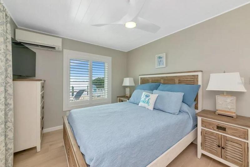 Salt & Soul - Bayfront Boat Dock Large Pool Spa by Anna Maria Life Vacation Rentals - image 31