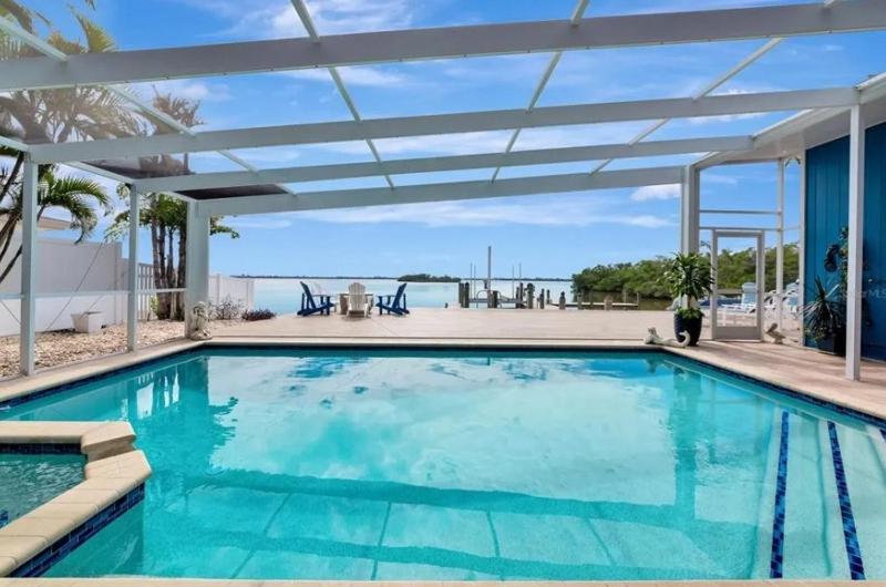 Salt & Soul - Bayfront Boat Dock Large Pool Spa by Anna Maria Life Vacation Rentals - image 2