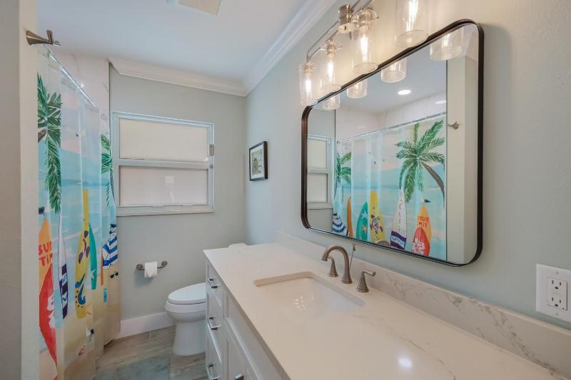 Seabatical - Pool & Spa - image 38