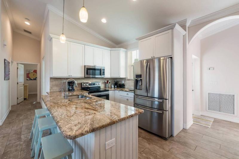 Surfs Up - 2 Blocks to Beach! Private Pool & Spa! by Anna Maria Life Vacation Rentals - image 19