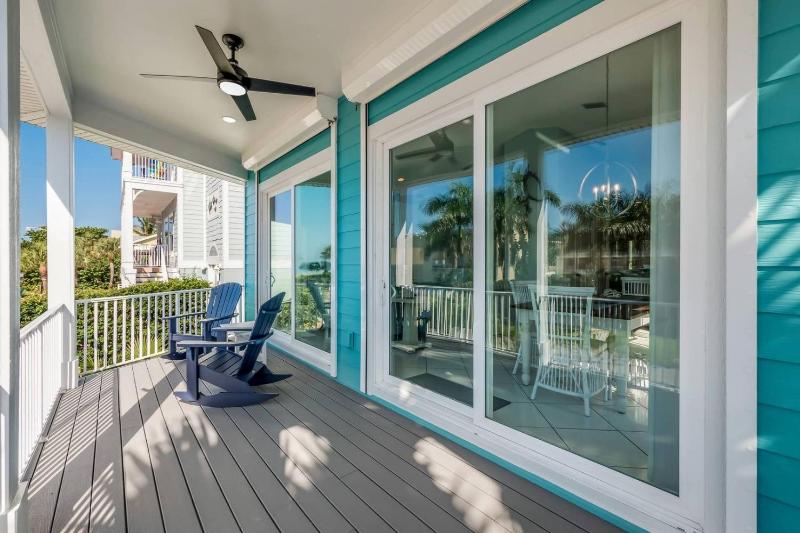 Tipsy Turtle - 2 Houses to Beach Pool by Anna Maria Life Vacation Rentals - image 6