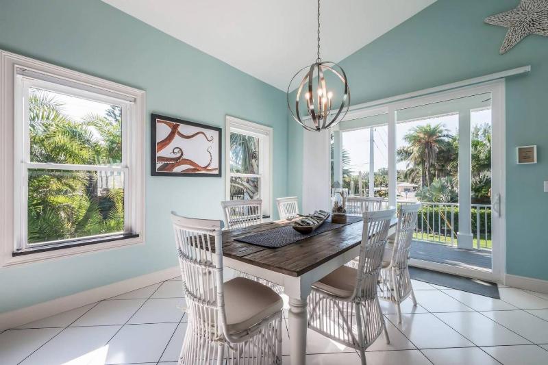 Tipsy Turtle - 2 Houses to Beach Pool by Anna Maria Life Vacation Rentals - image 14