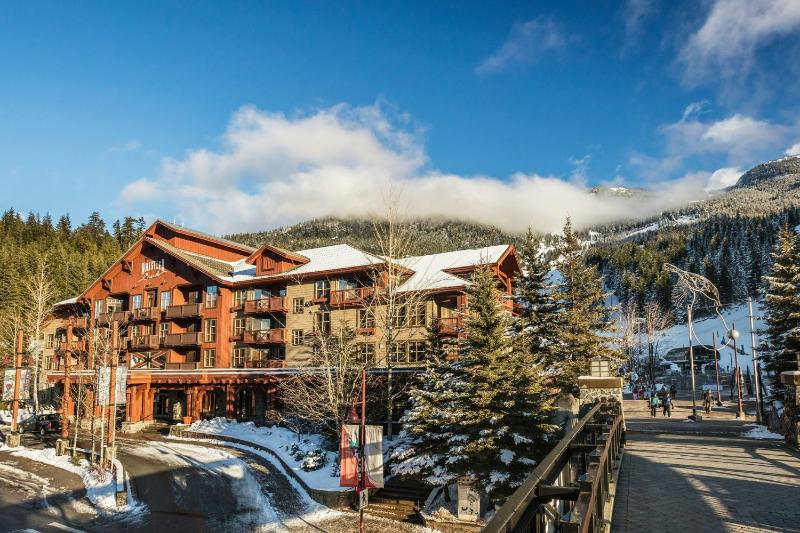 Legends Whistler by Lodging Ovations - image 43