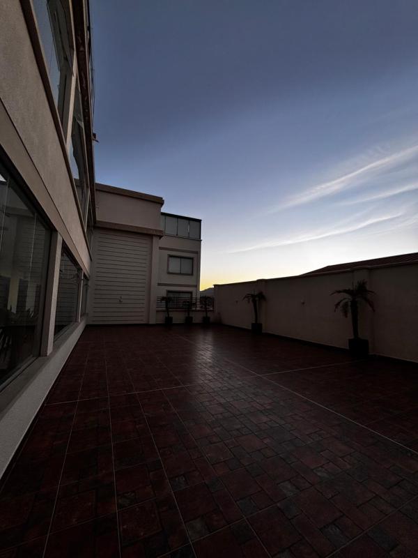 Departamento céntrico y de lujo - image 8