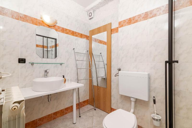Apartments and rooms with parking space Rovinj - 25298 - image 21