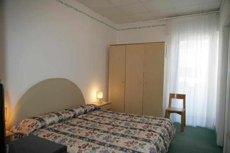 Hotel Villa Rosa - image 27