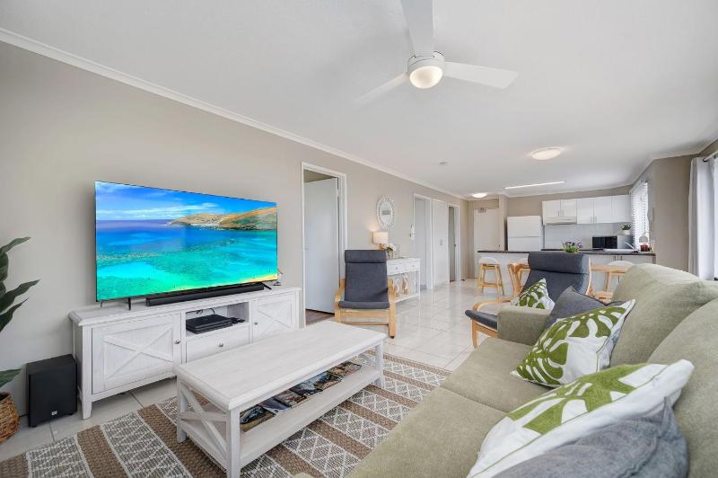 Seychelle unit 5 Kings Beach - image 6