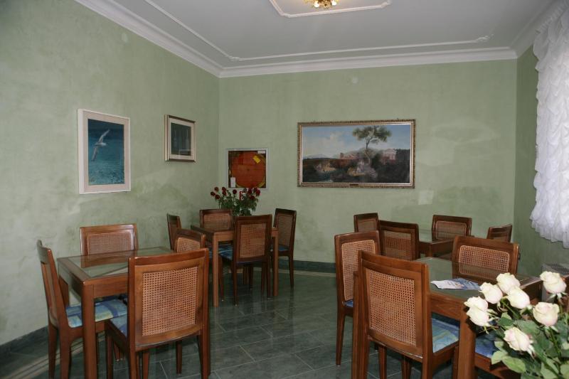 Hotel Villa Rosa - image 9