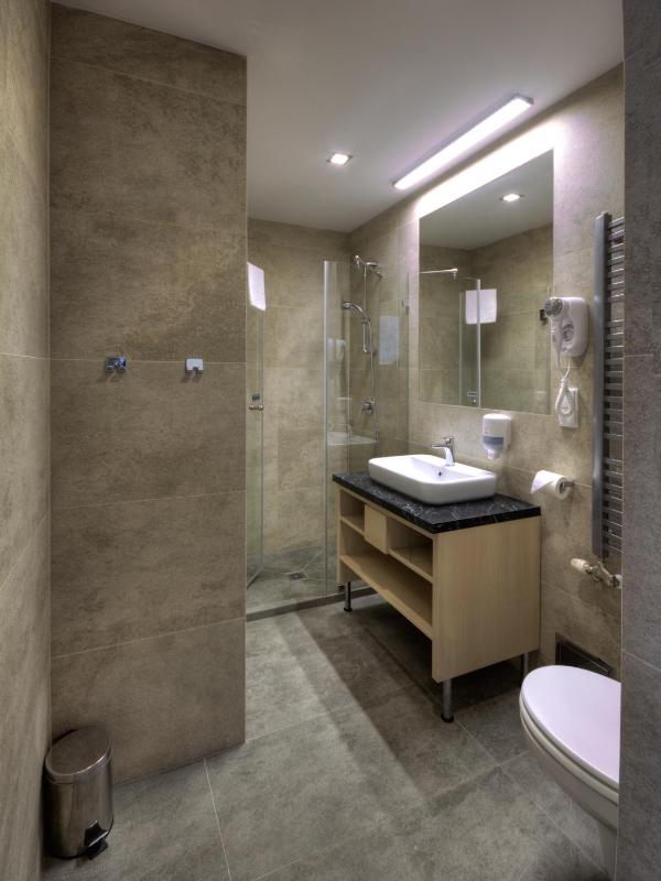 Double Room image 2