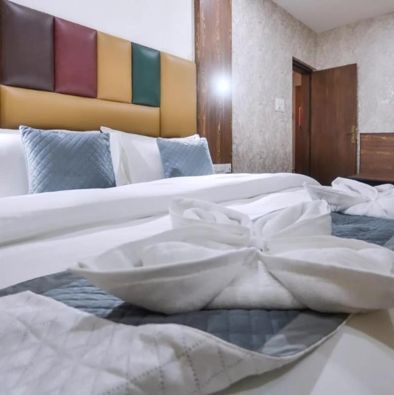 Hotel Your Hive - image 2