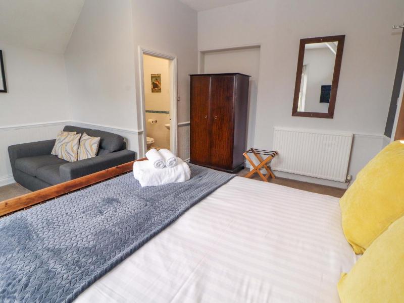 1 Park Road - image 46