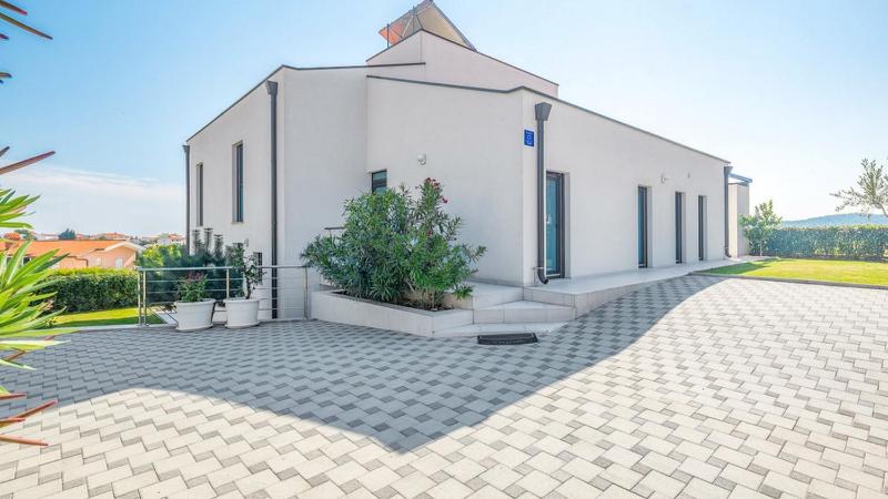 Villa Freya by Villas Guide - image 6