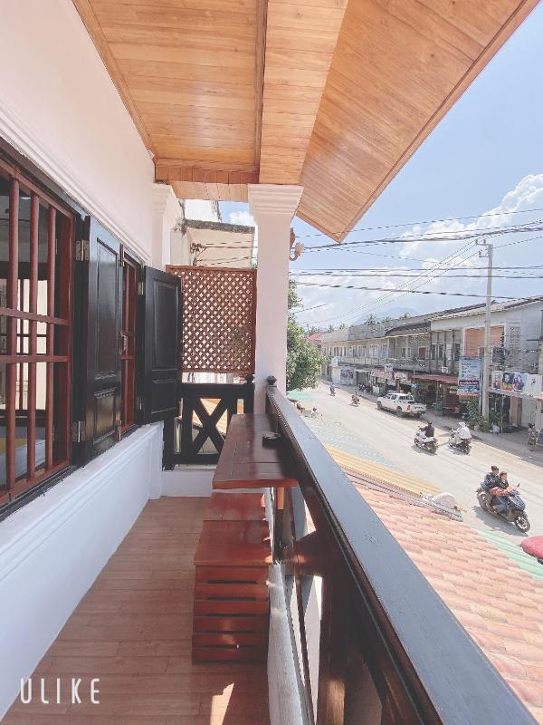 Elephant Boutique & Travel - image 1