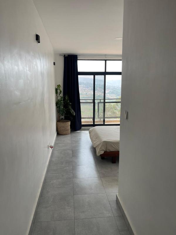 Relaxing Entire 2-Bedroom Apartment - image 12