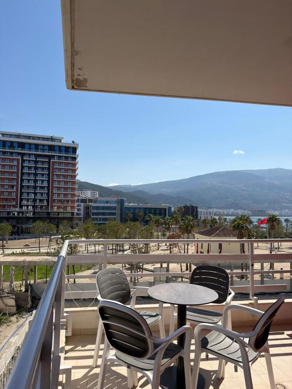In Heart of Vlora right in the City Center Apartment with 2 Bedrroms with Sea View - image 11