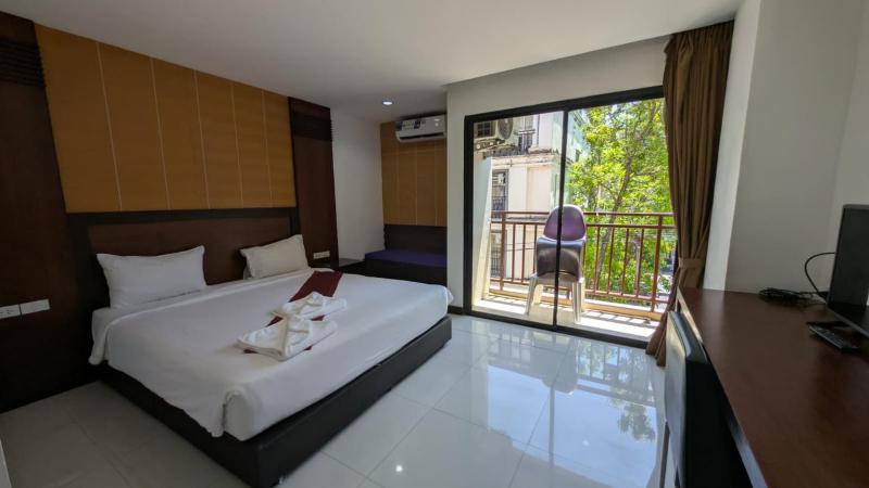 Chana Phuket Patong Hotel - image 12