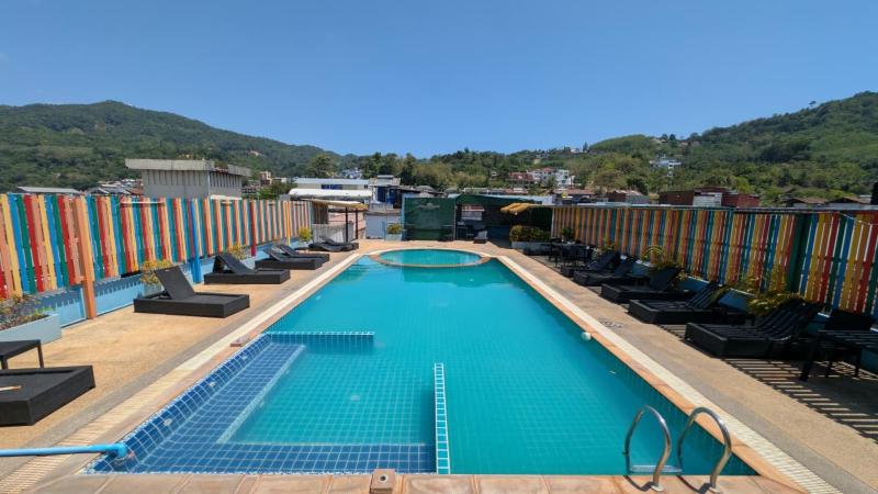 Chana Phuket Patong Hotel - image 4