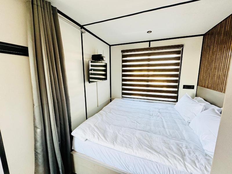 The Jade Highlands Mountain View Cozy container 2bhk villa - image 41