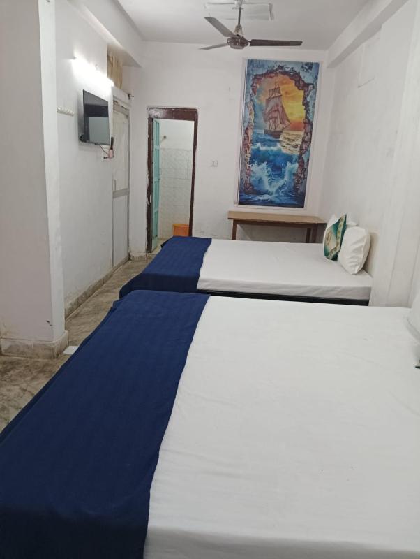 Comfi Stay Hotel Bhopal - image 12