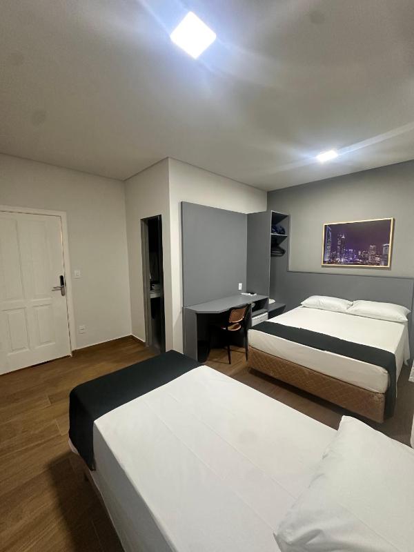 B Hotel 888 hotéis - Próximo a Rodoviária e Praça Sete - image 6
