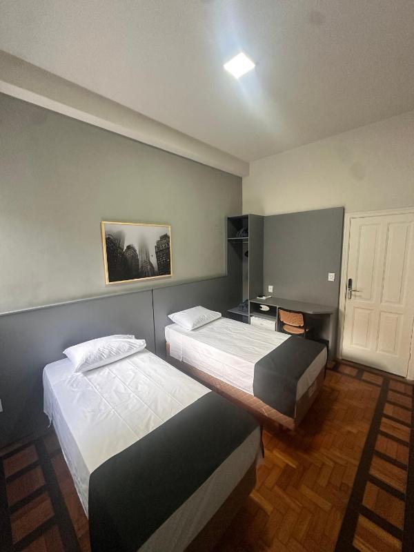 B Hotel 888 hotéis - Próximo a Rodoviária e Praça Sete - image 20