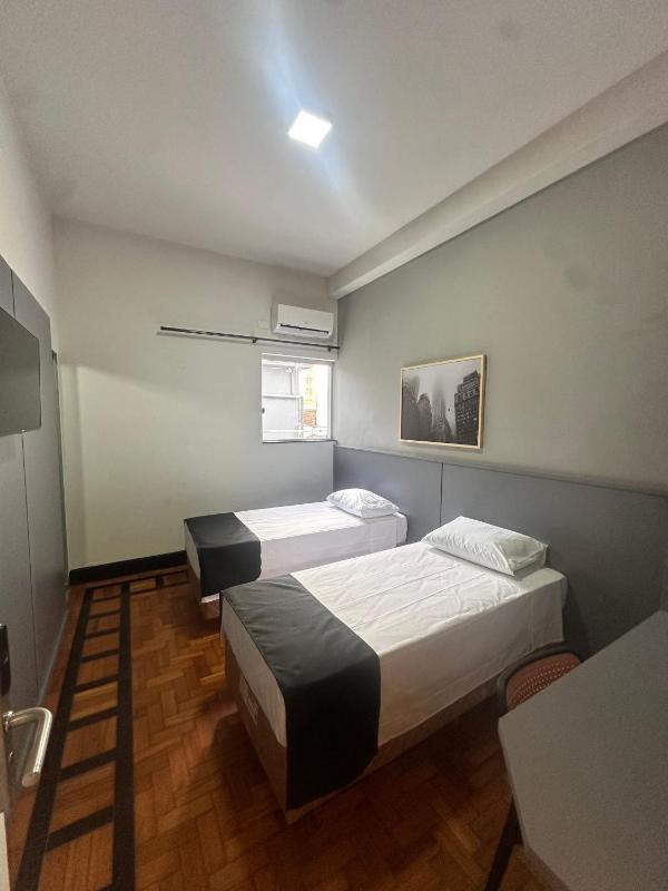 B Hotel 888 hotéis - Próximo a Rodoviária e Praça Sete - image 4