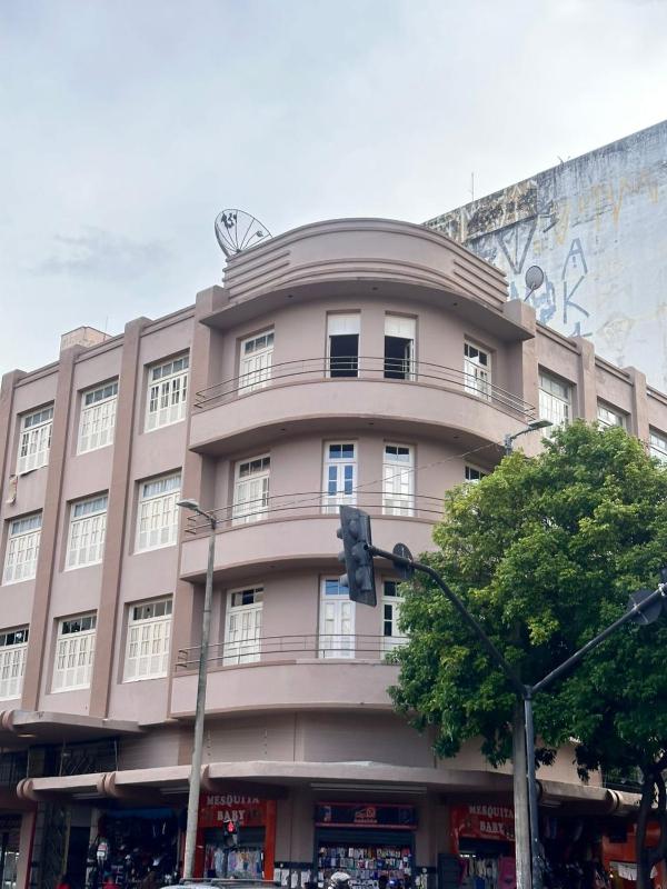 B Hotel 888 hotéis - Próximo a Rodoviária e Praça Sete - image 8
