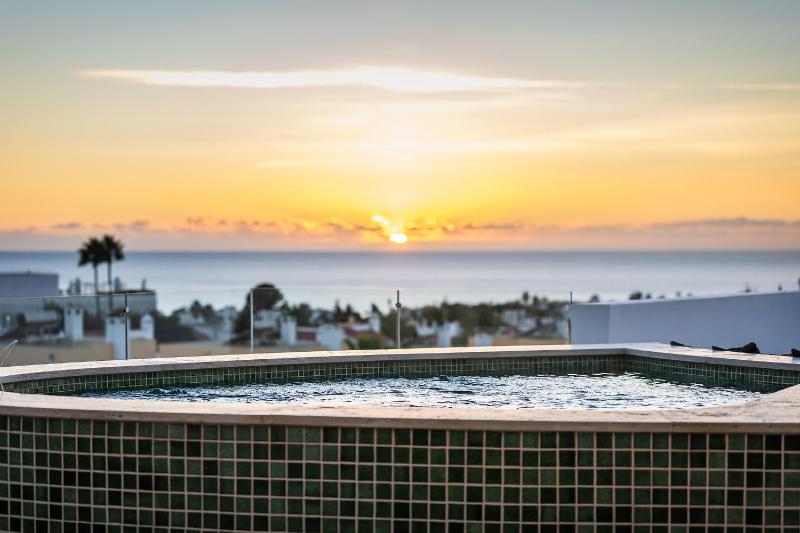 Castelo Suites Hotel - image 43