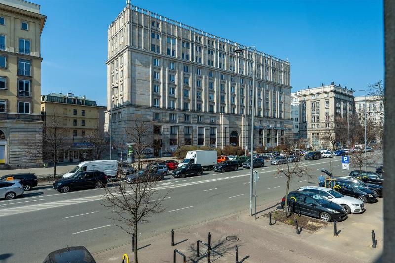 RentPlanet - Studio przy Placu Zbawiciela - image 7