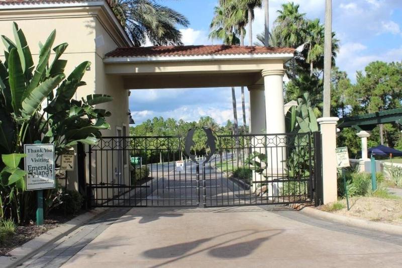 Private Pool Close to Disney Lg HmSlps 8 villa - image 12