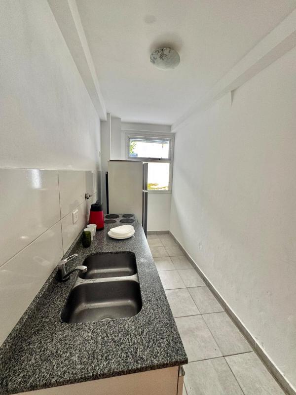 Lovely apartment with a patio - Hermoso departamento con patio - image 6