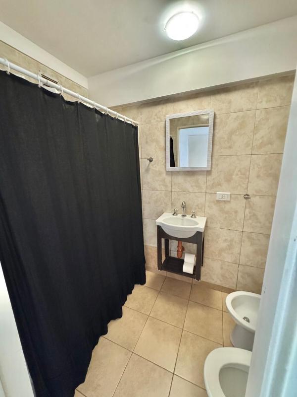 Lovely apartment with a patio - Hermoso departamento con patio - image 4