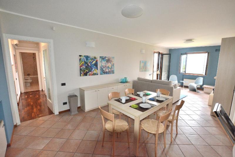 Apartment Montegolo Four With Pool And Lake View - image 30