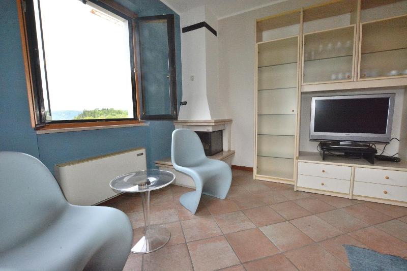 Apartment Montegolo Four With Pool And Lake View - image 6