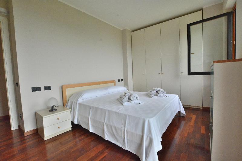 Apartment Montegolo Four With Pool And Lake View - image 24